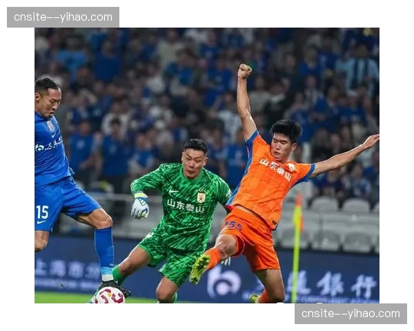 山东泰山后防被迫调整 彭啸顶替高准翼首发效果待察